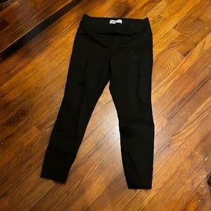 Old Navy Rockstar Super Skinny Midrise black distressed jeggings